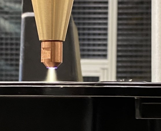 ROBOTCEL VOOR ULTRAPRECIEZE DICHTING VAN ACCUBOX LAND ROVER